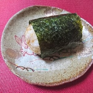 お弁当におかかおにぎり